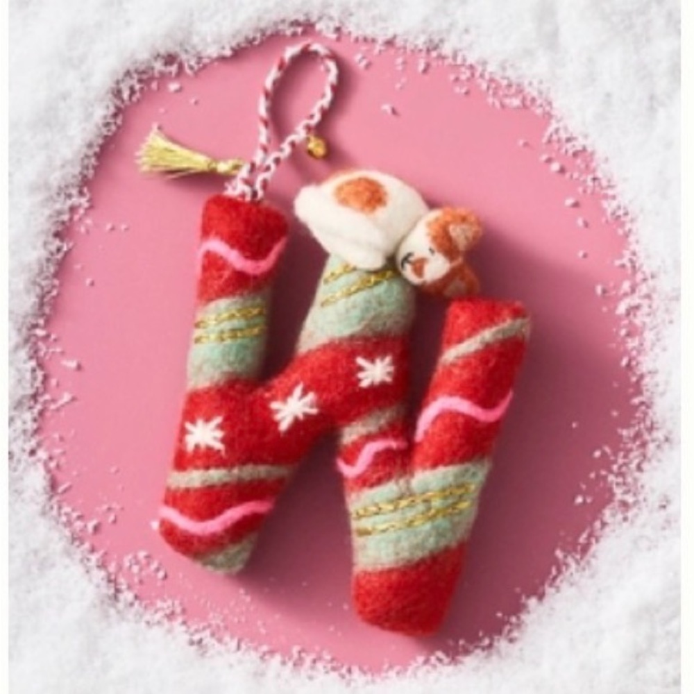 Anthropologie Forest Friends Monogram Wool Felt Ornament Monogram Initial W New - Picture 5 of 5